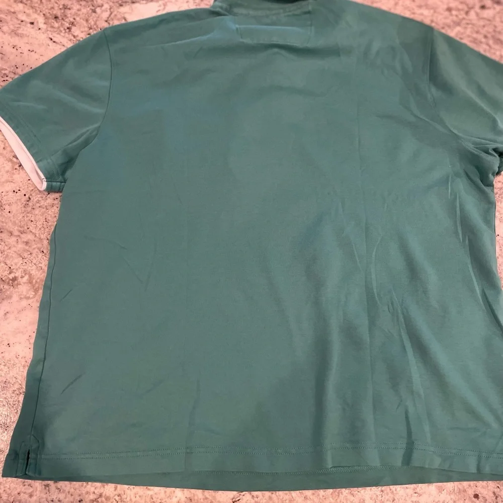 Banana Republic polo shirt.  Excellent condition - Picture 4 of 5